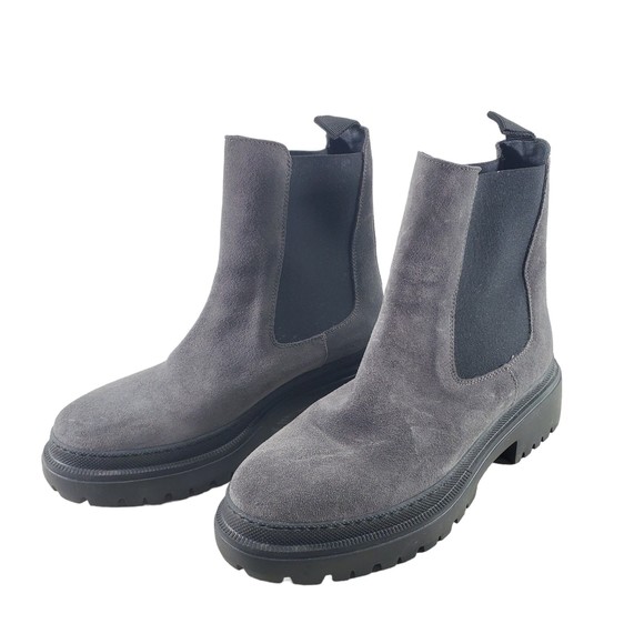 M. Gemi Shoes - EU 39 M. Gemi The Carina Chelsea Bootie Boot Italy Italian Grey Suede Lug Sole